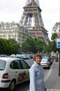 Mom-Eiffel-tower
