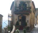 Orvieto-street-corner
